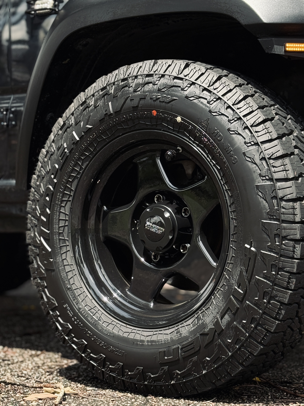 吉姆尼黑武士风1