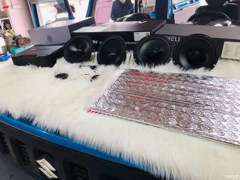 新吉姆尼升级 6.5 寸喇叭